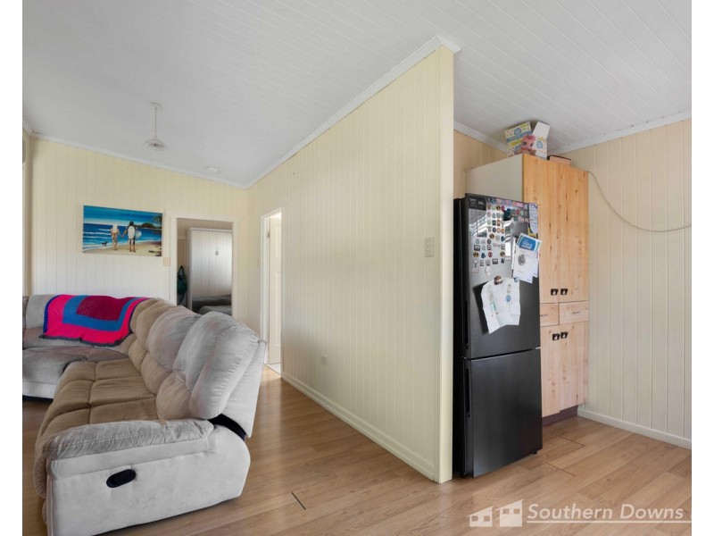 18 George Street, Warwick QLD 4370