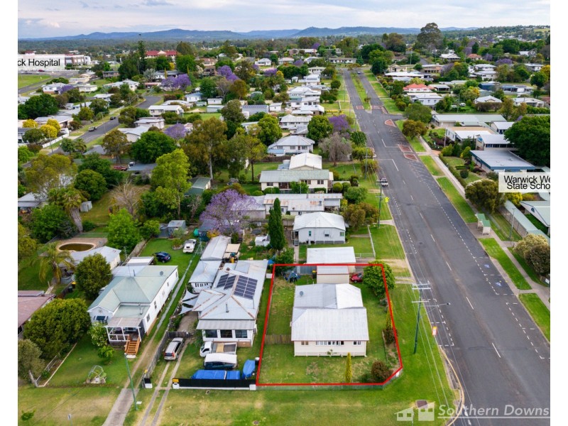 18 George Street, Warwick QLD 4370