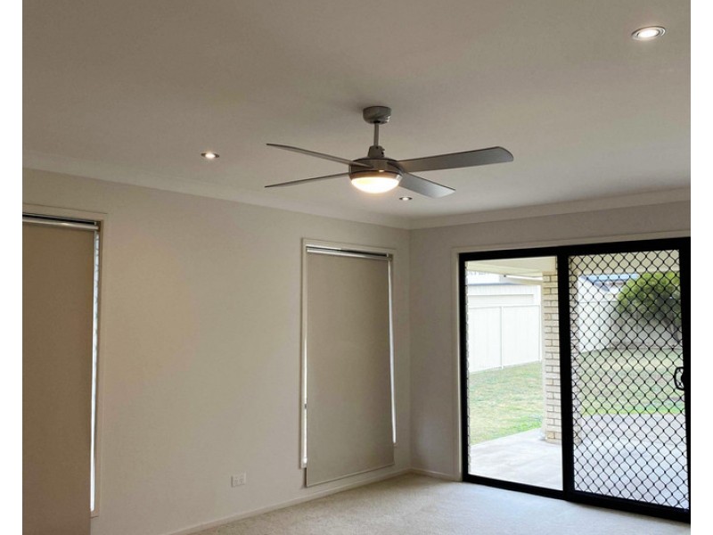 6 Lomandra Court, Womina QLD 4370