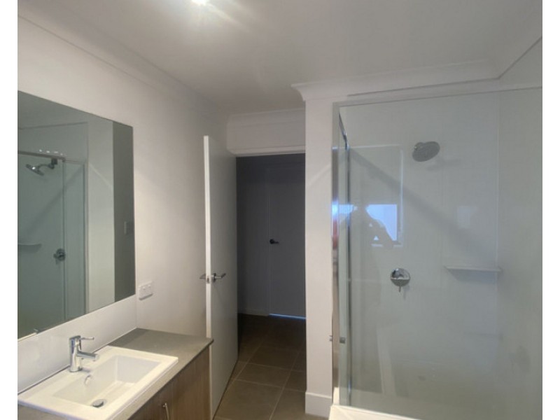 1/4 Meridian Drive, Warwick QLD 4370