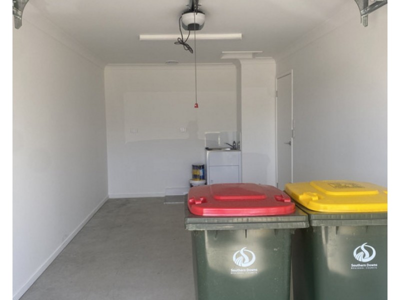 1/4 Meridian Drive, Warwick QLD 4370