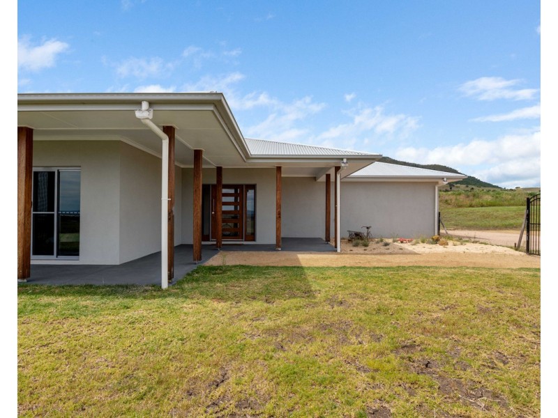 213 Upper Freestone Mt Sturt Road, Yangan QLD 4371
