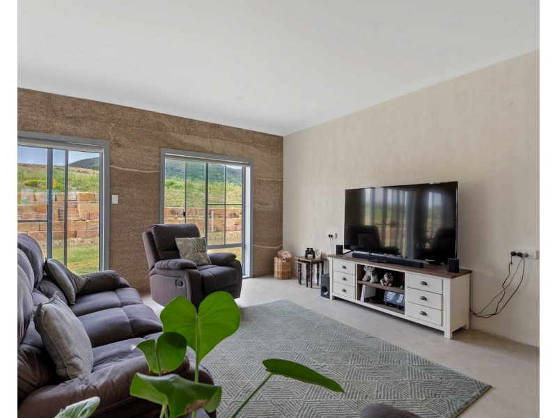 213 Upper Freestone Mt Sturt Road, Yangan QLD 4371