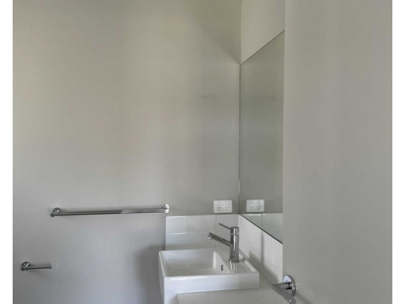 9 Compass Crt, Warwick QLD 4370