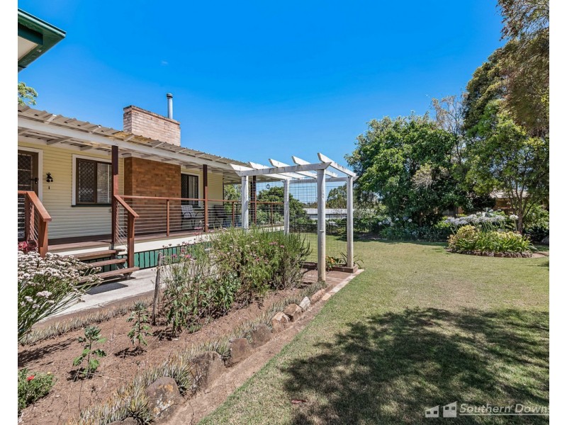 41 Alexander Drive, Warwick QLD 4370
