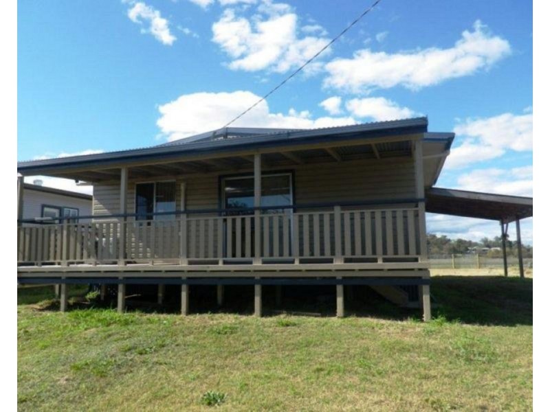 258 East Street, Warwick QLD 4370
