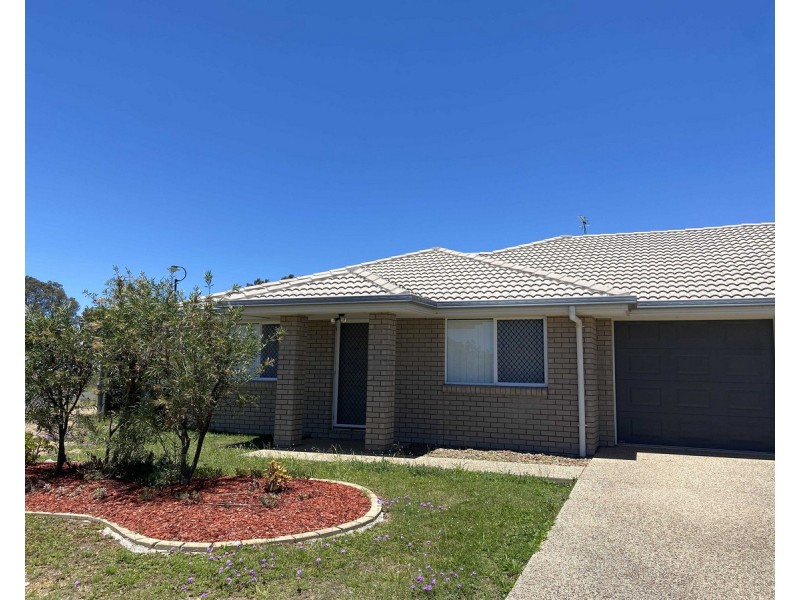 2/3 Rose Bud Court, Warwick QLD 4370