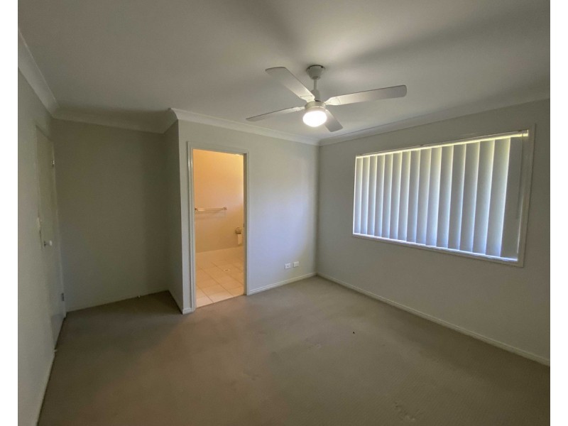 2/3 Rose Bud Court, Warwick QLD 4370