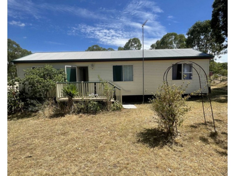 33 Shepherds Drive, Deuchar QLD 4362