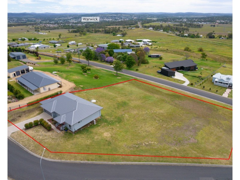 1 Derain Drive, Sladevale QLD 4370