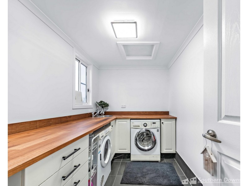 98 Kerrick Road, Dalveen QLD 4374