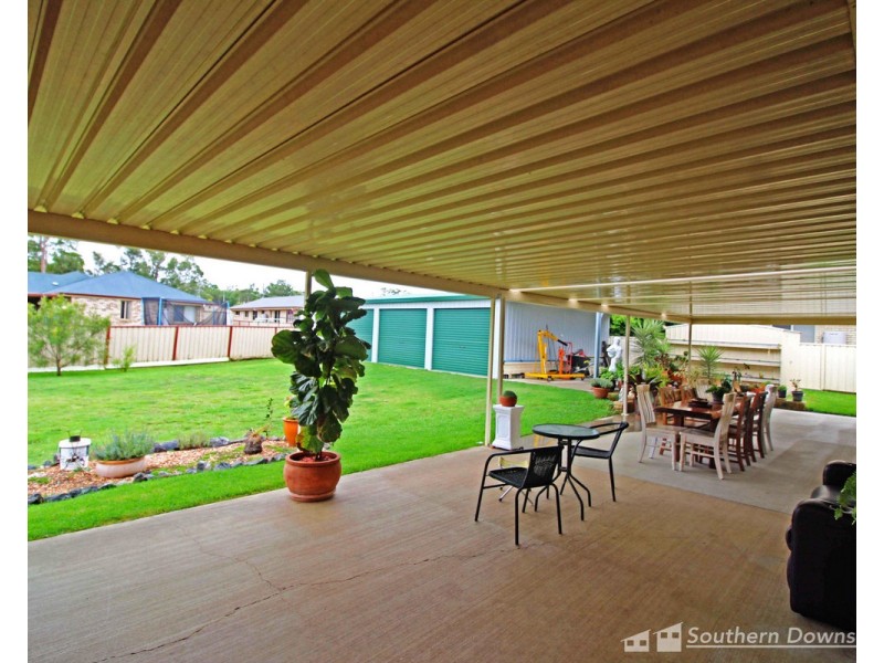 2 Bernecker Street, Warwick QLD 4370