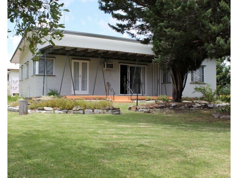 150 Wood Street, Warwick QLD 4370