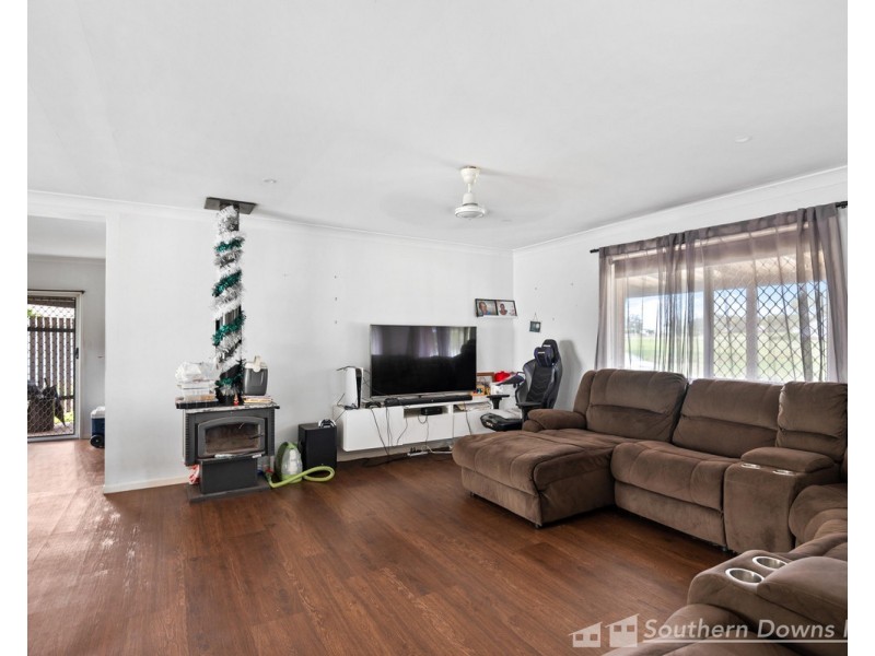 111 Cleary Street, Warwick QLD 4370