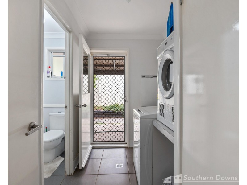 111 Cleary Street, Warwick QLD 4370