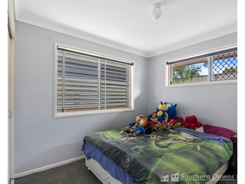 111 Cleary Street, Warwick QLD 4370