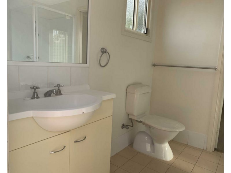 4 Arnold Street, Allora QLD 4362