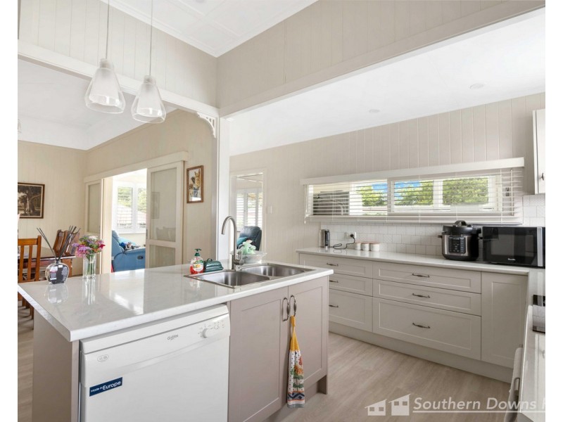 186 Palmerin Street, Warwick QLD 4370