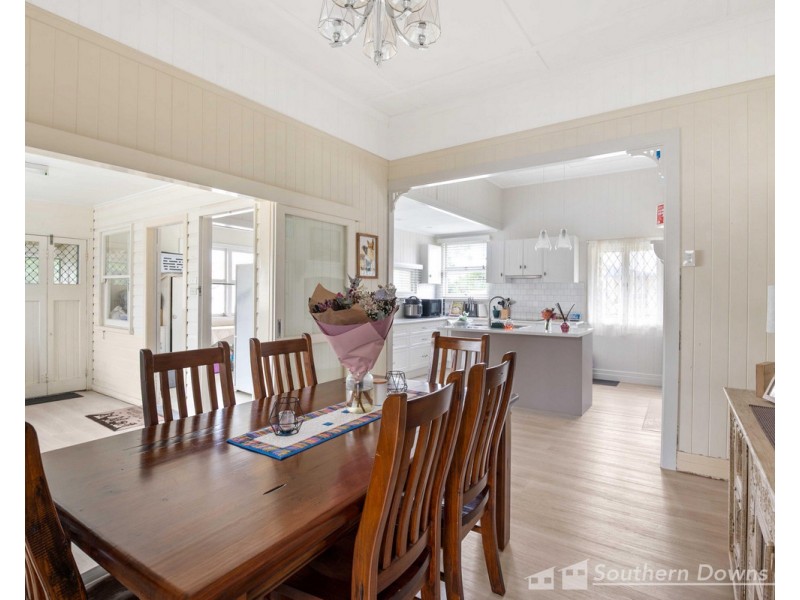 186 Palmerin Street, Warwick QLD 4370