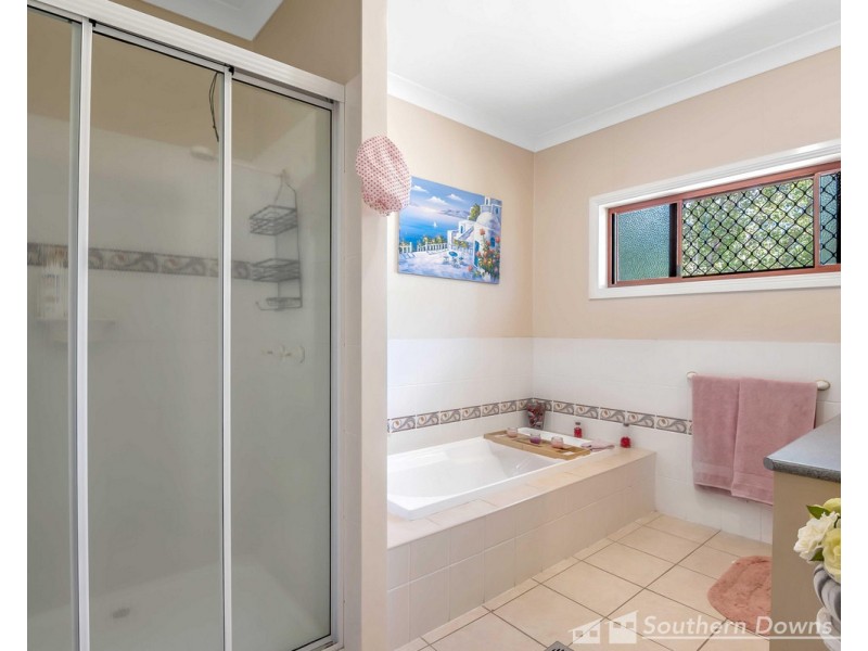 46-48 Raff Street, Allora QLD 4362