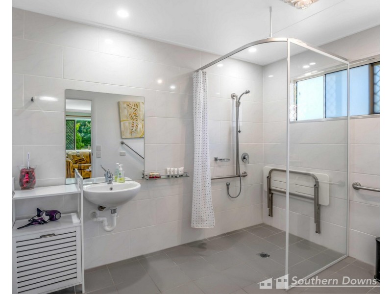 46-48 Raff Street, Allora QLD 4362