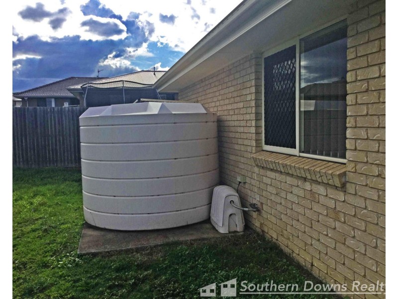 5 Affinity Drive, Warwick QLD 4370