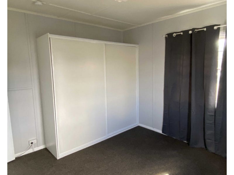 216 Pratten Street, Warwick QLD 4370