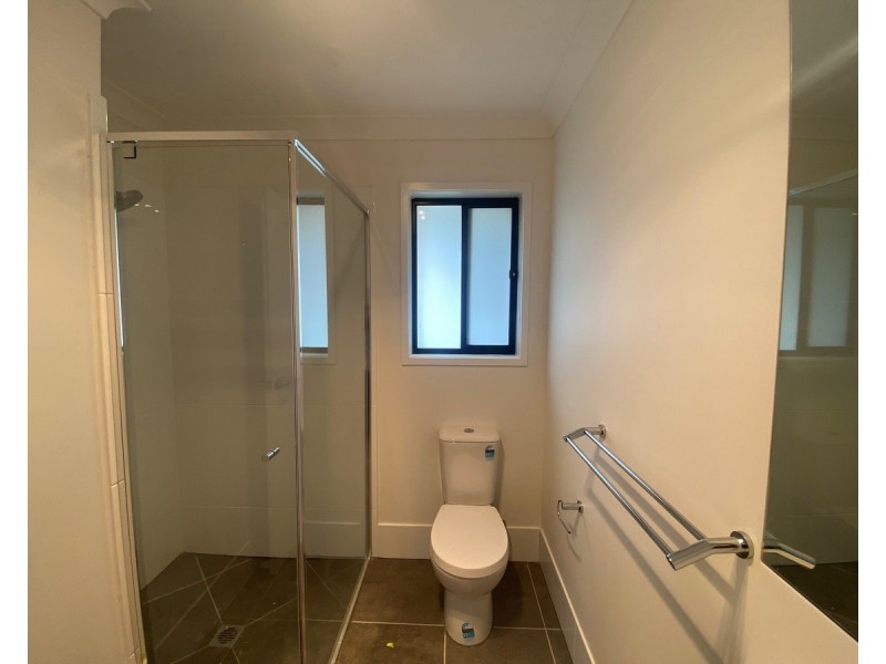 1/2-4 Compass Crt, Warwick QLD 4370