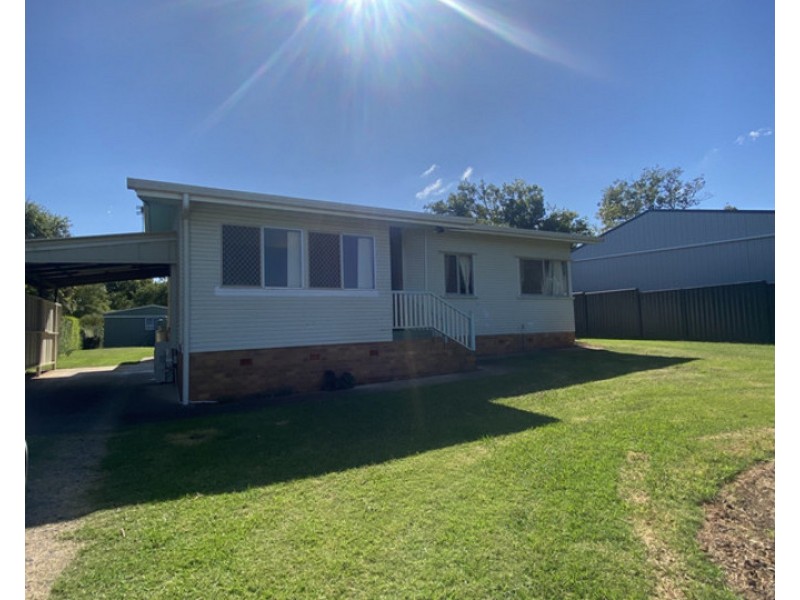 3 Chermside Drive, Warwick QLD 4370