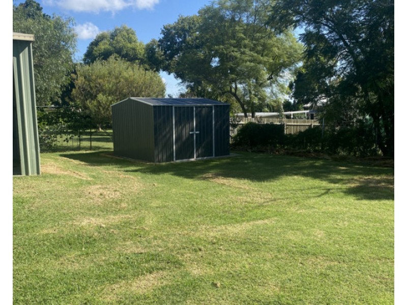 3 Chermside Drive, Warwick QLD 4370