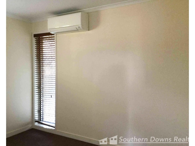 8 Quinn Street, Warwick QLD 4370