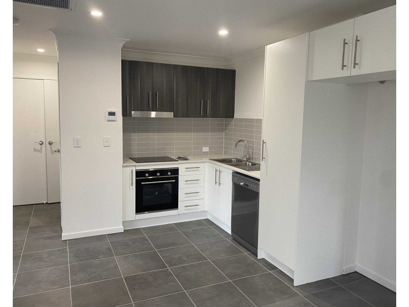 2/17 Meridian Drive, Warwick QLD 4370