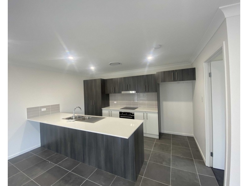 2/25 McDougall Street, Warwick QLD 4370