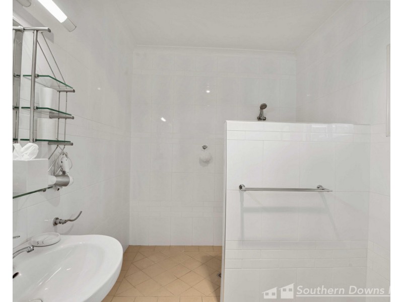 6 Carey’s Road, Emu Vale QLD 4371