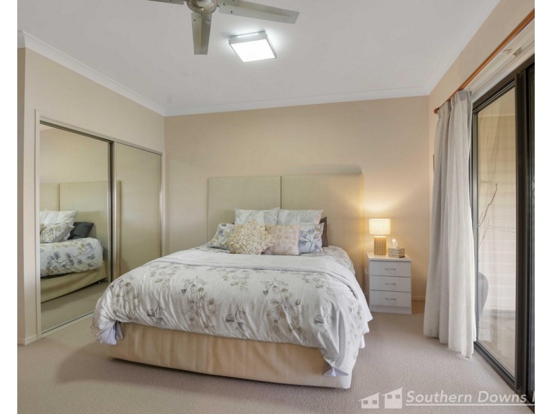 6 Carey’s Road, Emu Vale QLD 4371