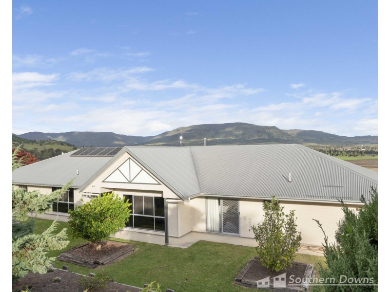 6 Carey’s Road, Emu Vale QLD 4371