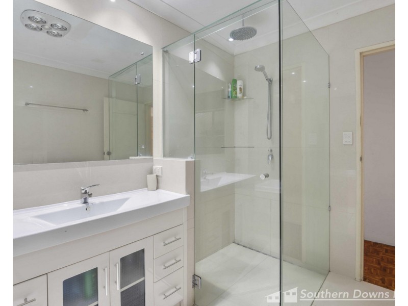 92 Ryans Road, Mount Marshall QLD 4362