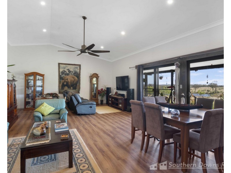 18079 Cunningham Highway, Karara QLD 4352