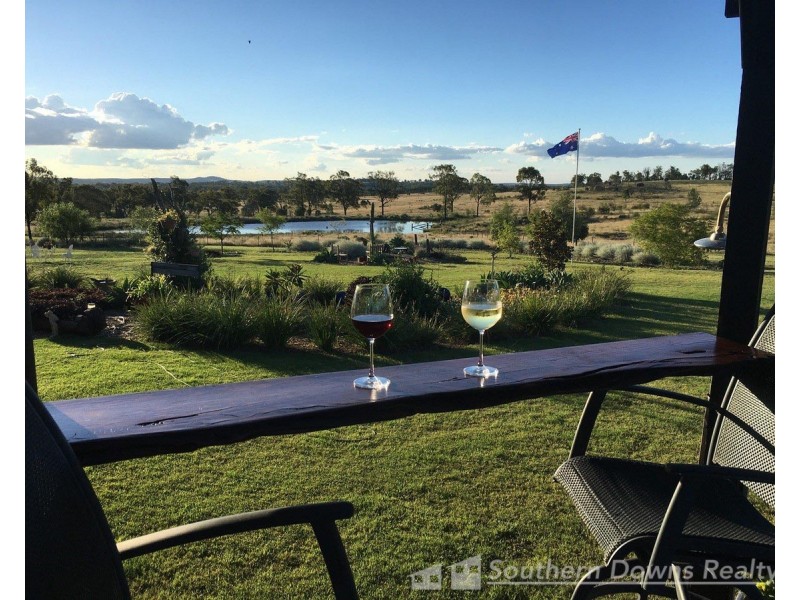 18079 Cunningham Highway, Karara QLD 4352