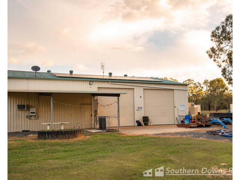 169 Big Hill Road, Pratten QLD 4370