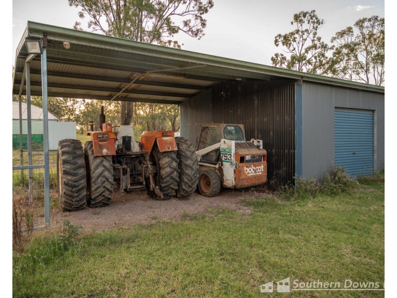 169 Big Hill Road, Pratten QLD 4370