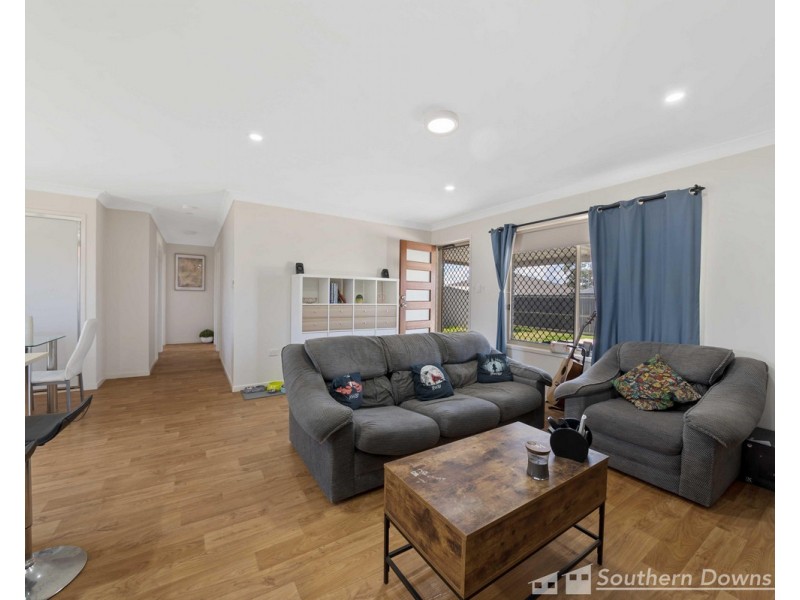 107A Tooth Street, Rosenthal Heights QLD 4370