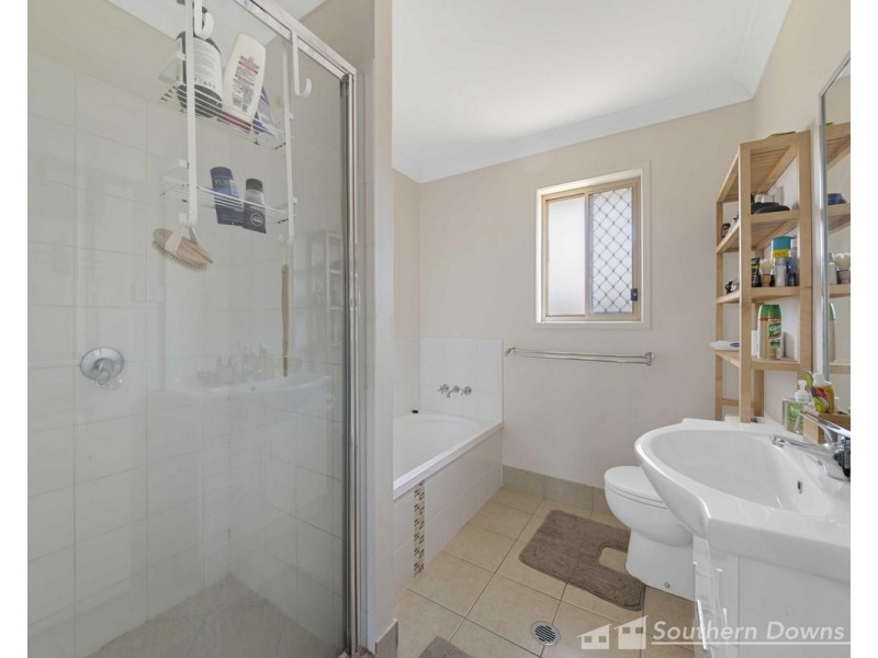 107A Tooth Street, Rosenthal Heights QLD 4370