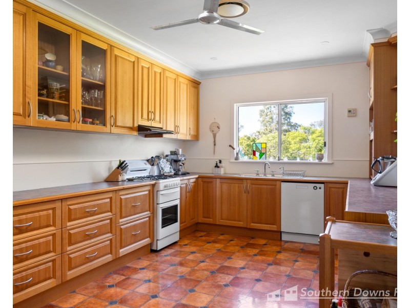 122 Bisley Street, Warwick QLD 4370