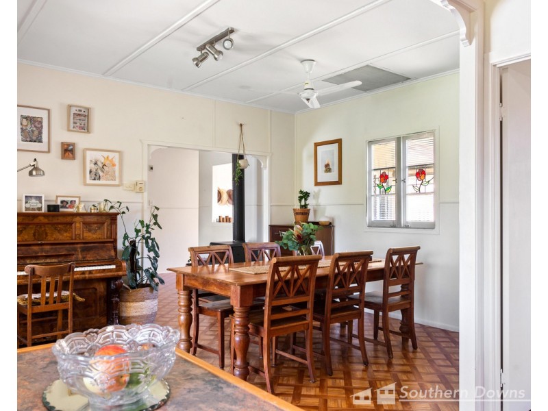 122 Bisley Street, Warwick QLD 4370