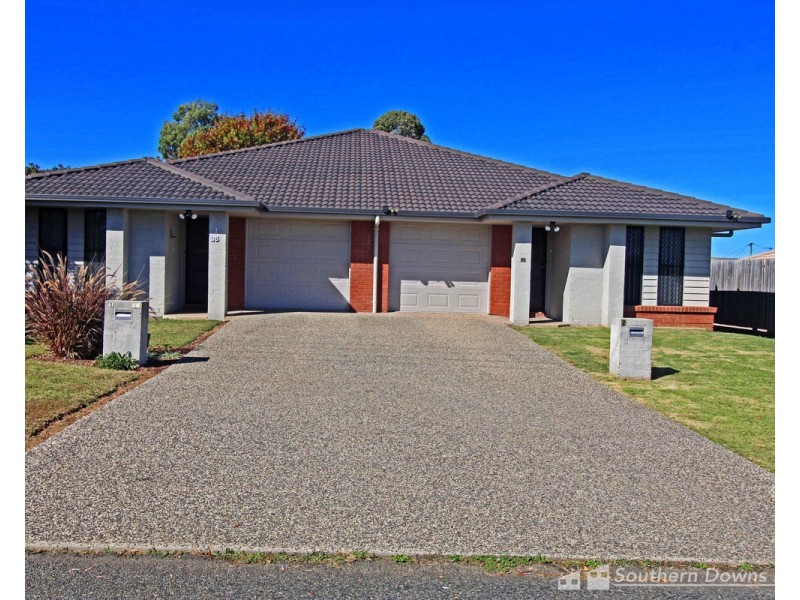 1&2/36 Devitt Street, Warwick QLD 4370