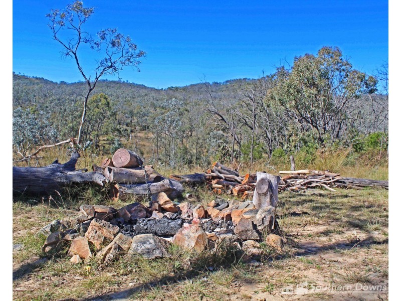 84 Rodgers Creek Road, Rodgers Creek QLD 4370