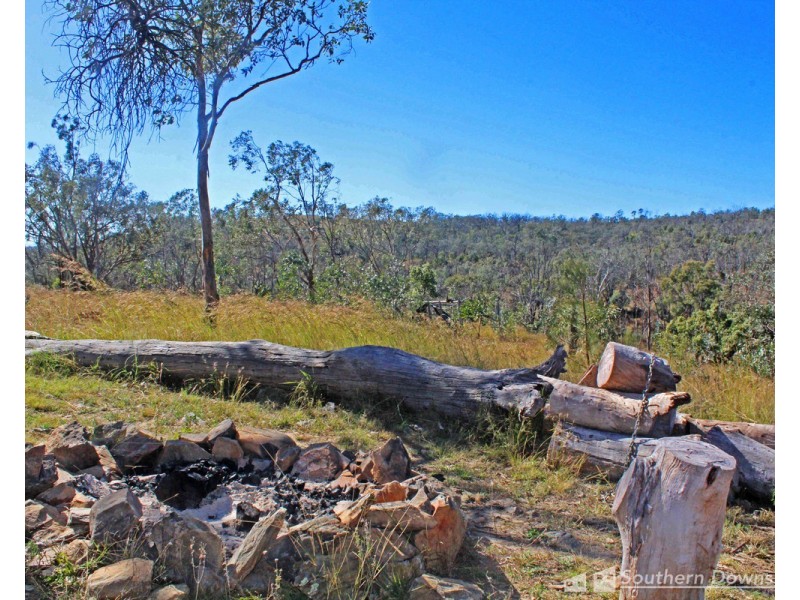 84 Rodgers Creek Road, Rodgers Creek QLD 4370