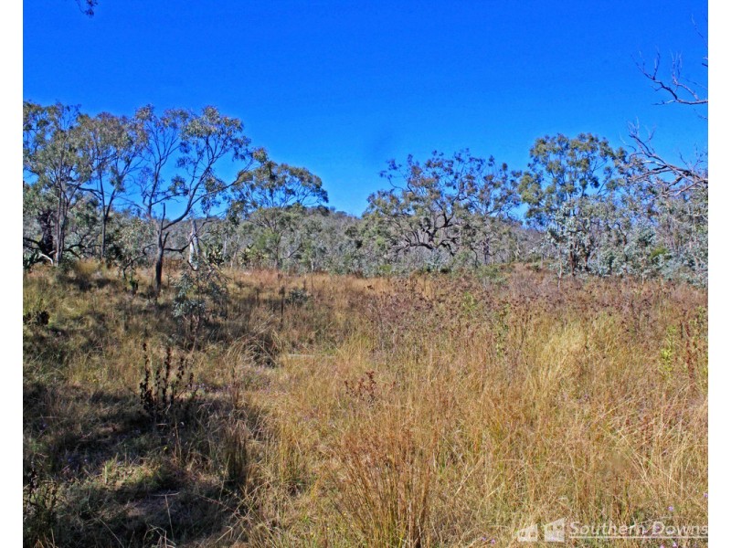 84 Rodgers Creek Road, Rodgers Creek QLD 4370