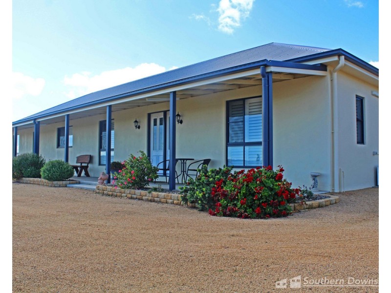 1a Derain Drive, Sladevale QLD 4370